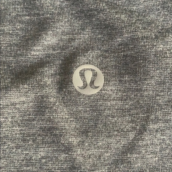 Lululemon metal vent tech long sleeve pocket - Picture 2 of 2